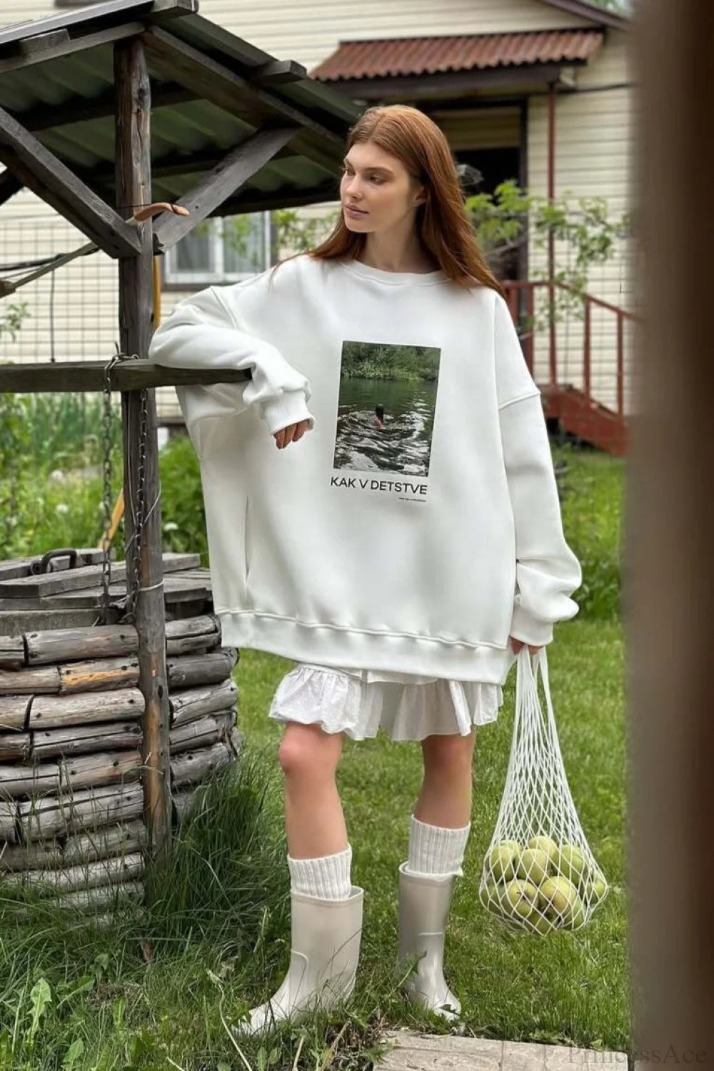 Printed White Loose Crew Neck Pullover Sweatshirt
