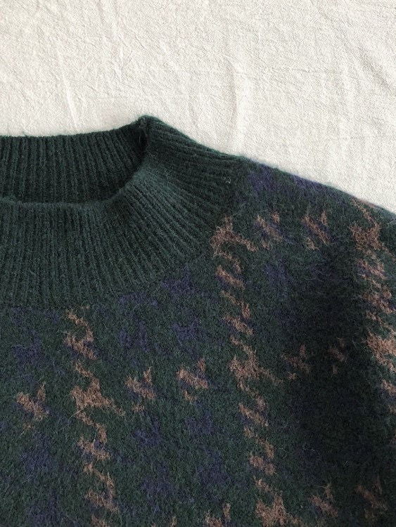 Green Knit Sweater With Plaid Pattern