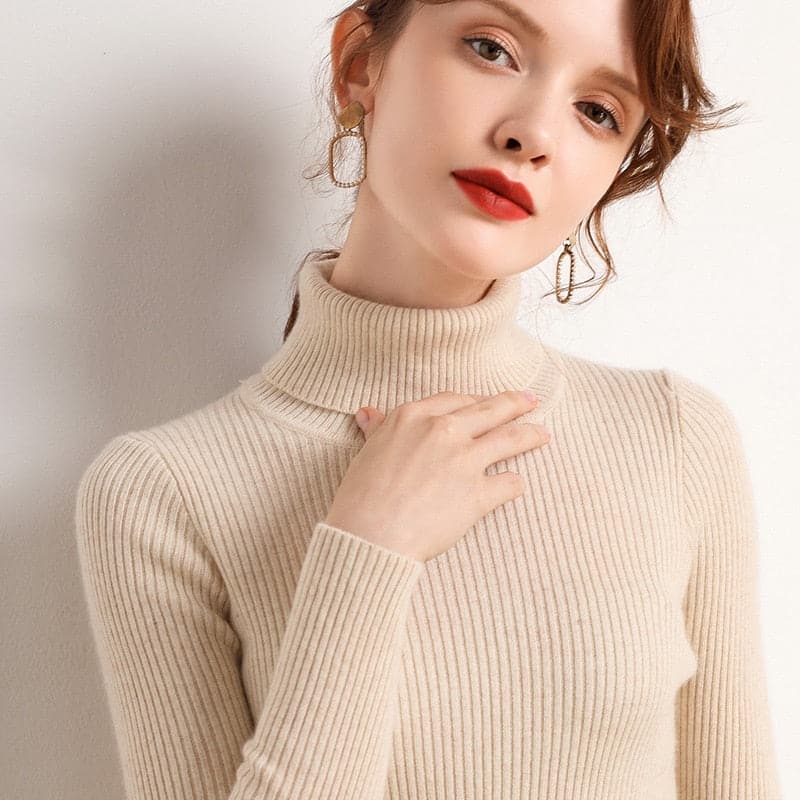 Turtelneck Soft Slim Sweater