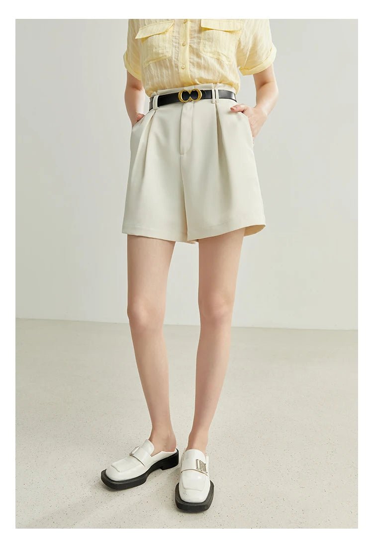 Vestes Novas White High Waist Shorts
